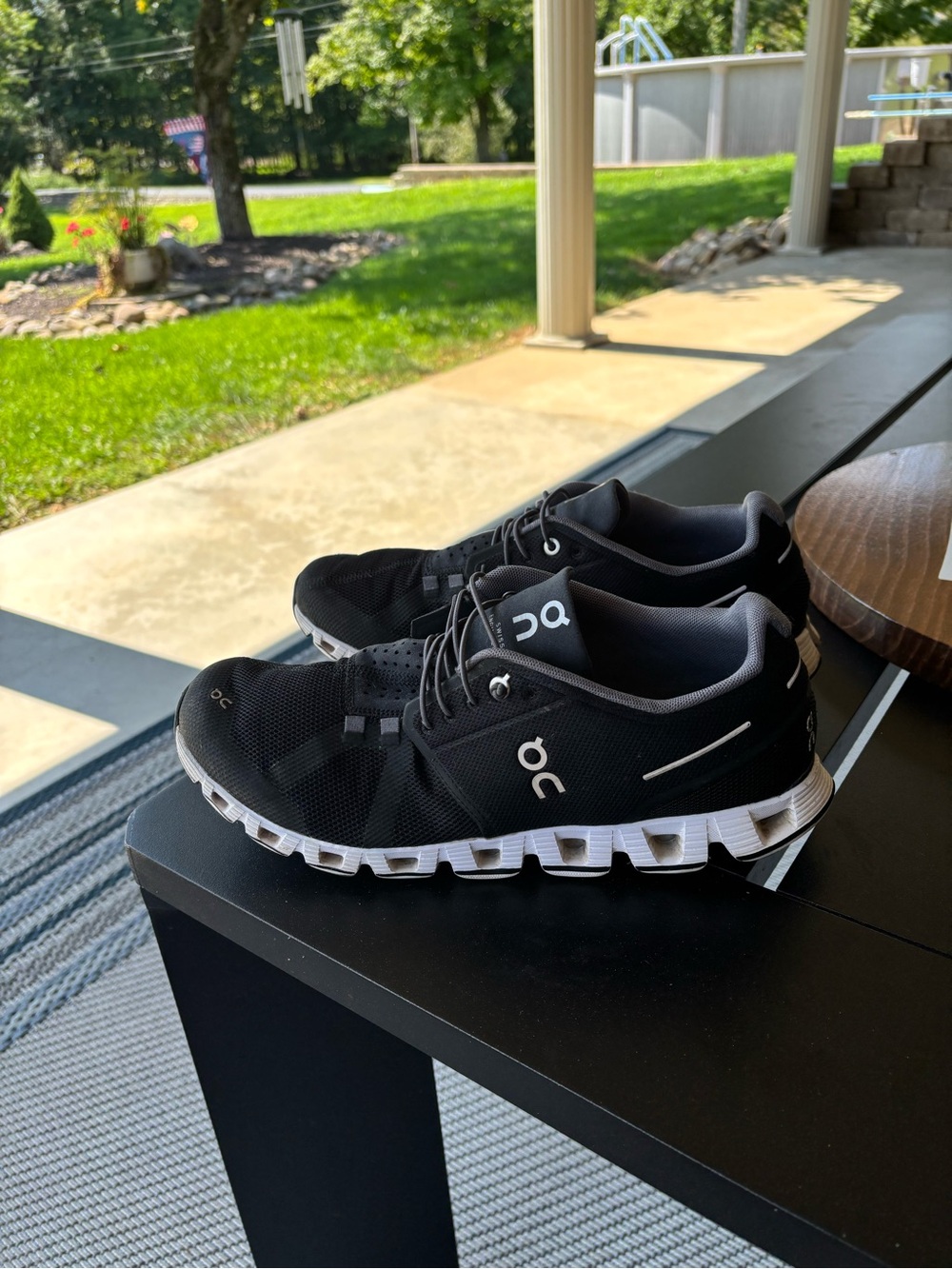 On Running Running Cloud Running Shoes - Black/White size 11